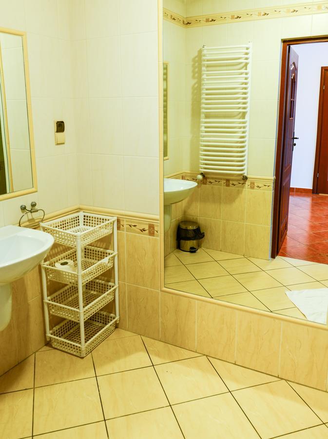 Dworek Emilli Wieliczka Ngoại thất bức ảnh