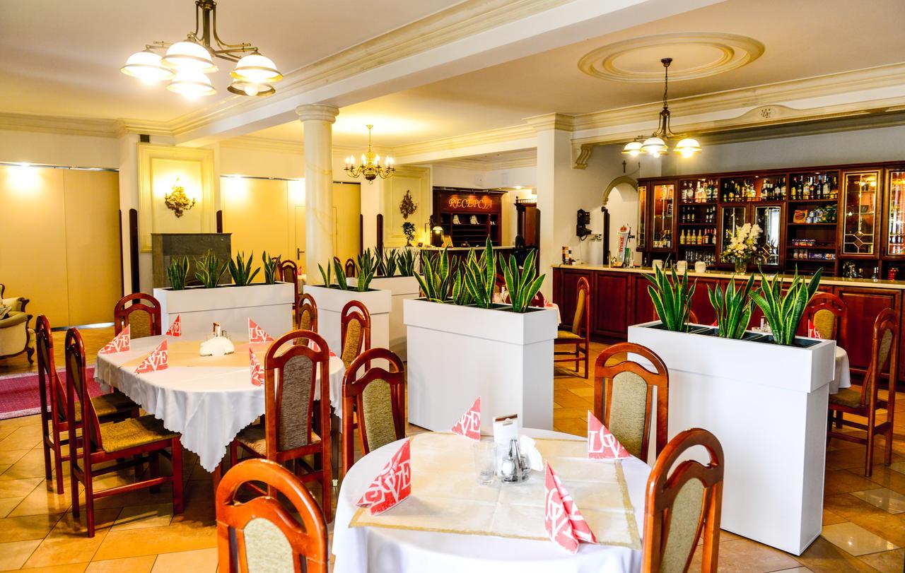 Dworek Emilli Wieliczka Ngoại thất bức ảnh