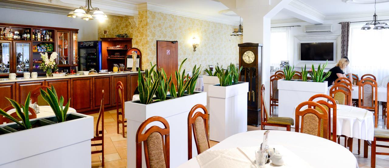 Dworek Emilli Wieliczka Ngoại thất bức ảnh